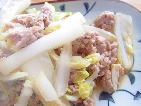 豚挽肉と白菜炒め